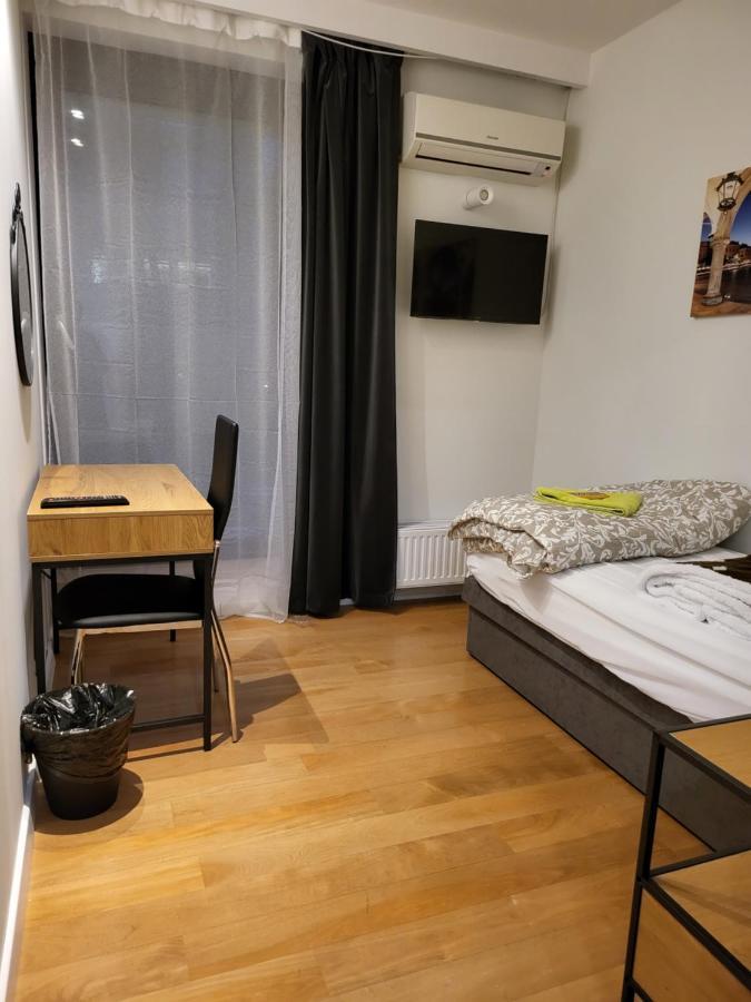 Amber Hostel Szlak Краков Экстерьер фото